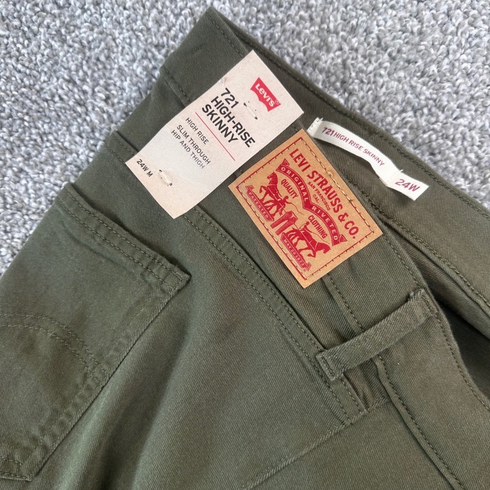 Levis 721 High Rise Skinny Pants Women 24W Olive Green Button Fly Casual NEW $69